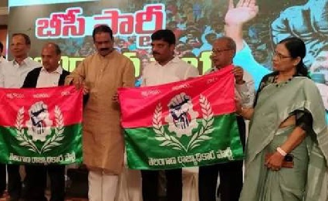 New Party in Telangana : తెలంగాణలో కొత్త పార్టీ ప్రకటించిన తీన్మార్ మల్లన్న